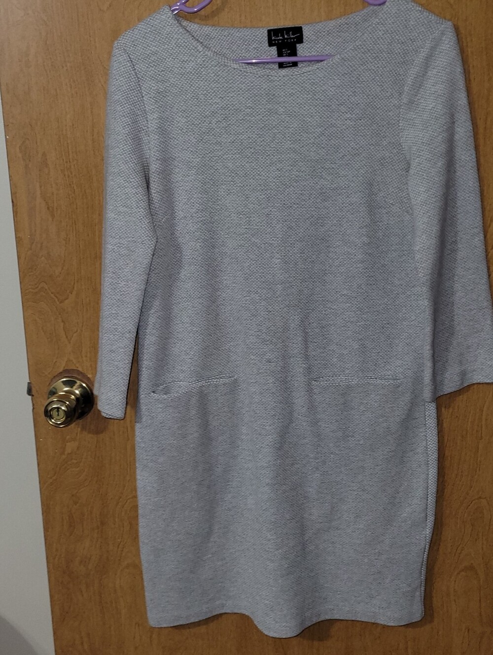 Nicole Miller Light Gray Long Sleeve Knit Shift Dress